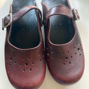 Dansko Burgundy Open Back Leather Mary Jane Clogs Size 38